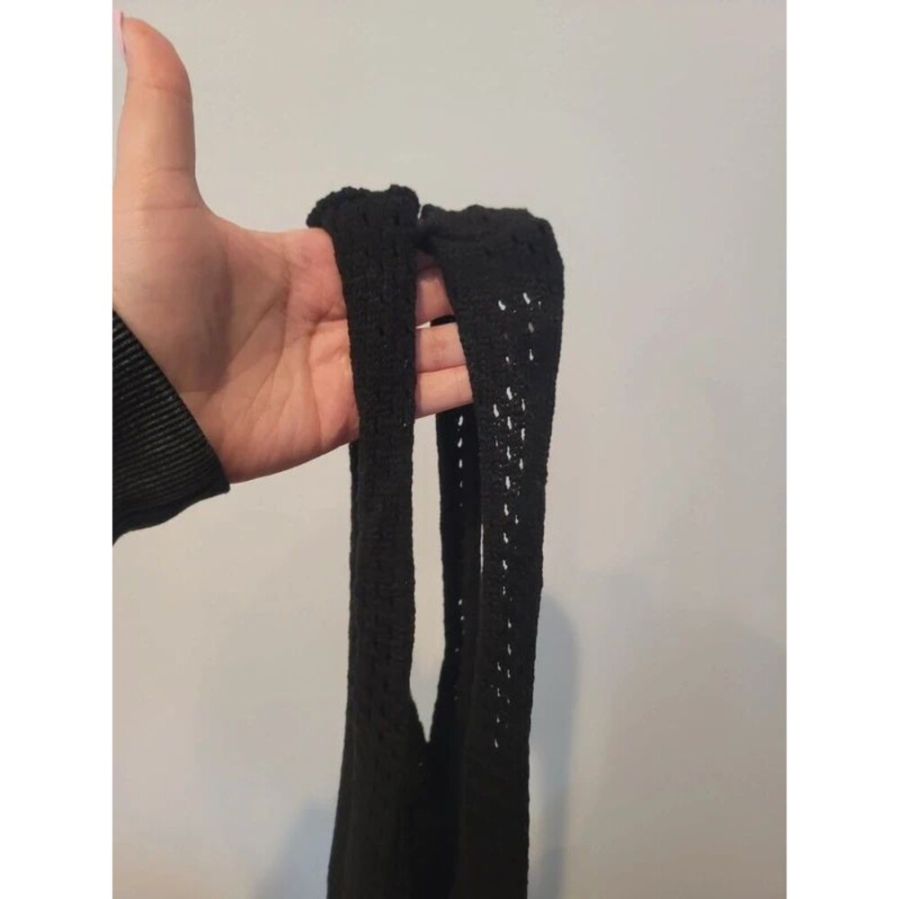 Knit heart black and white shoulder bag - Picture 3 of 5